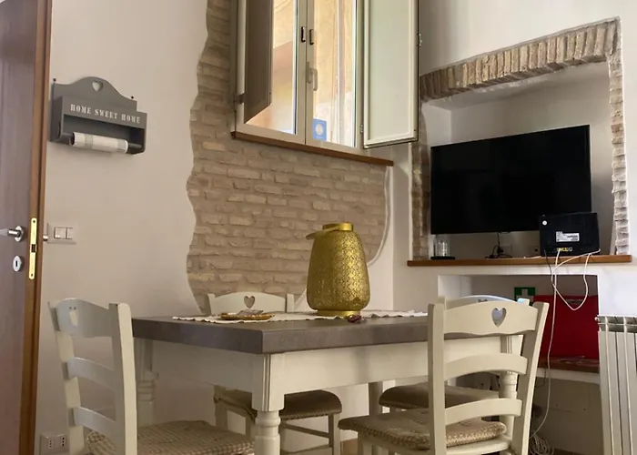 Trastevere Il Vicolo 4* Rome